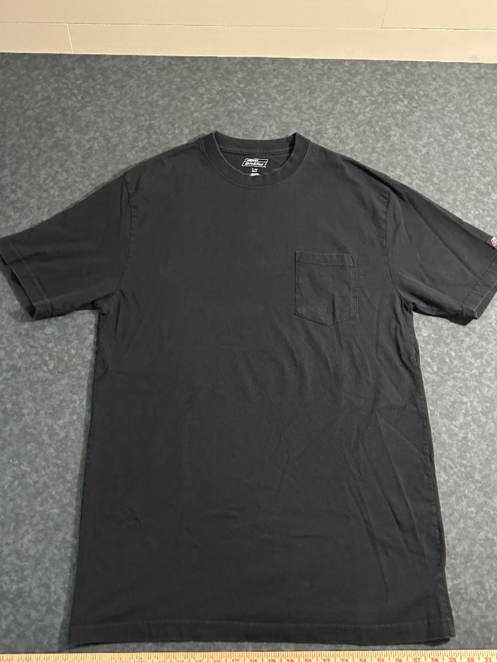 Dickies Black Pocket T Shirt Size Large TALL
